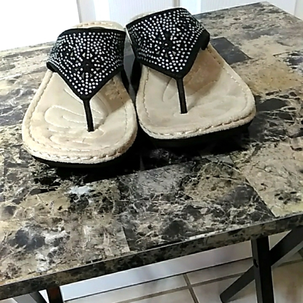 Mountain Sole Women's Sandals - Picture 3 of 6